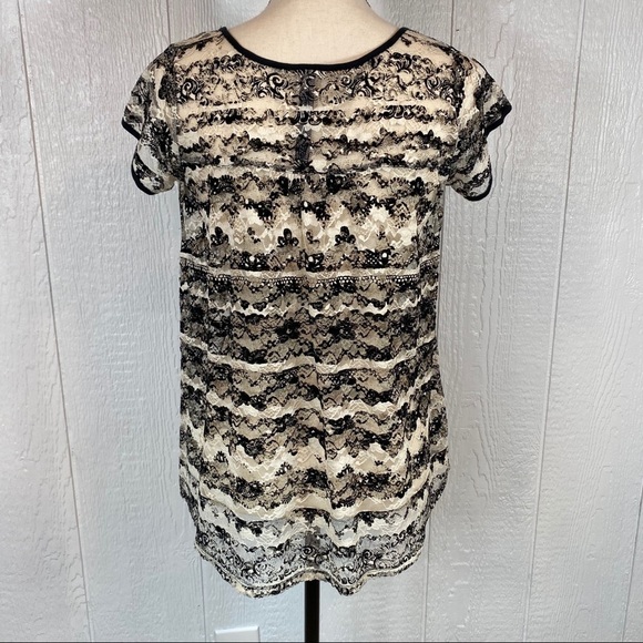Jessica Simpson Black and White Lace Blouse - Picture 6 of 14